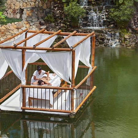 Entremonte Wellness Hotel & Spa アプロ エクステリア 写真